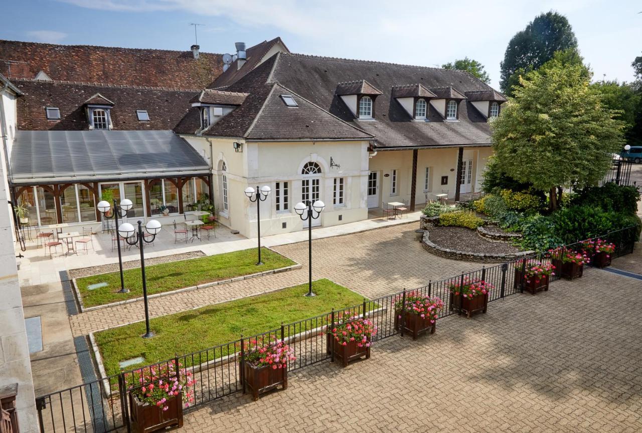 Résidence Hôtelière du domaine Chablis Esterno foto