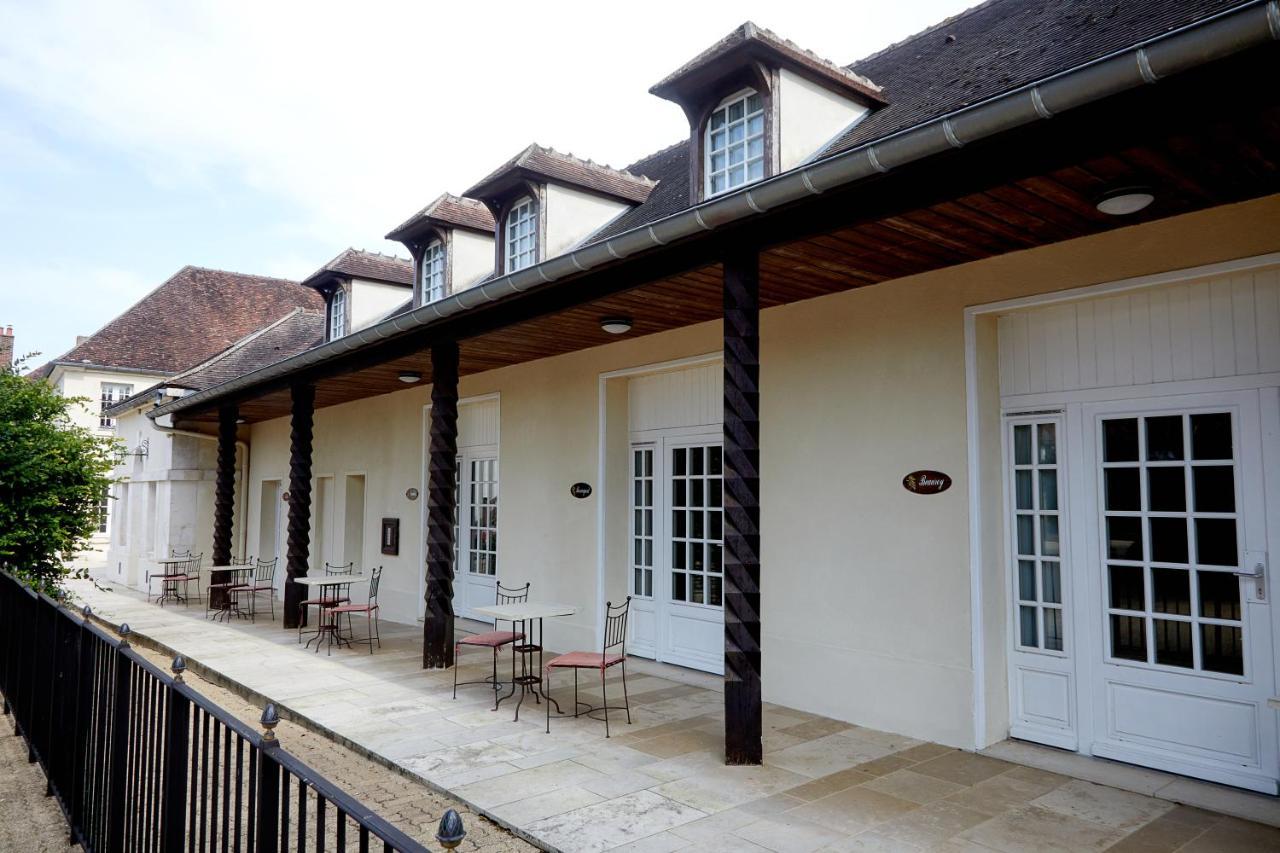 Résidence Hôtelière du domaine Chablis Esterno foto