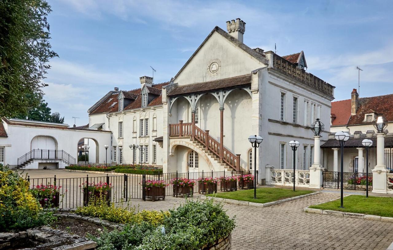 Résidence Hôtelière du domaine Chablis Esterno foto